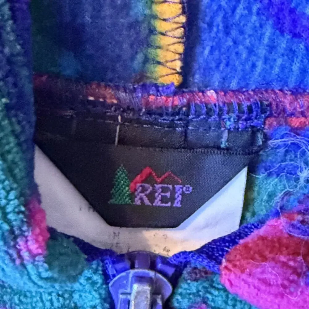REI cozy vintage
